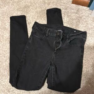 American Eagle black skinny jeans.